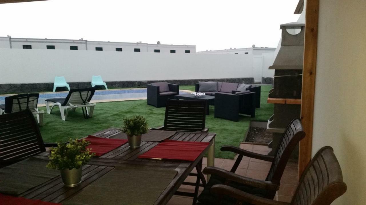 Villaantonia Private Huge Heated Pool And Super Fast Wifi Playa Blanca  Exterior foto