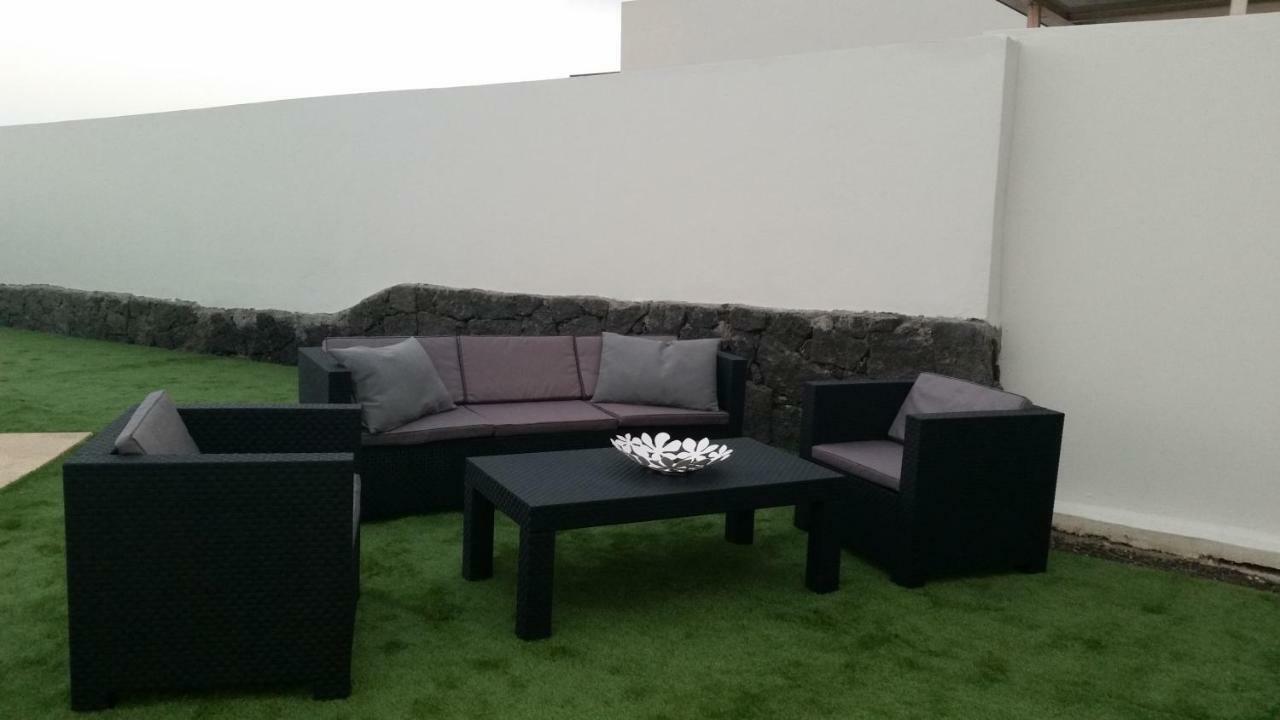 Villaantonia Private Huge Heated Pool And Super Fast Wifi Playa Blanca  Exterior foto