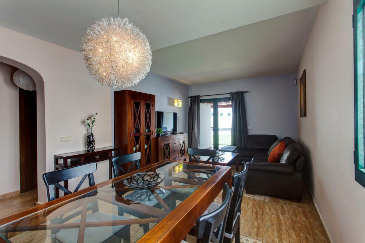 Villaantonia Private Huge Heated Pool And Super Fast Wifi Playa Blanca  Exterior foto